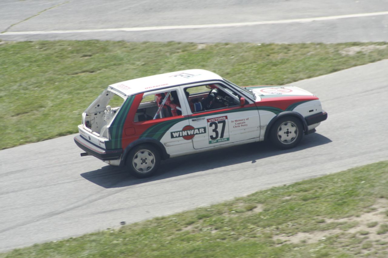 Illustration for article titled The 24 Hours Of LeMons New England 2009 Über Gallery, Part 2